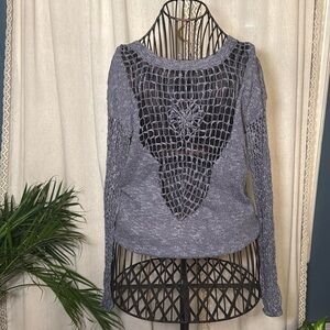 Gentlefawn stylish sweater with front and sleeve net. size XS.